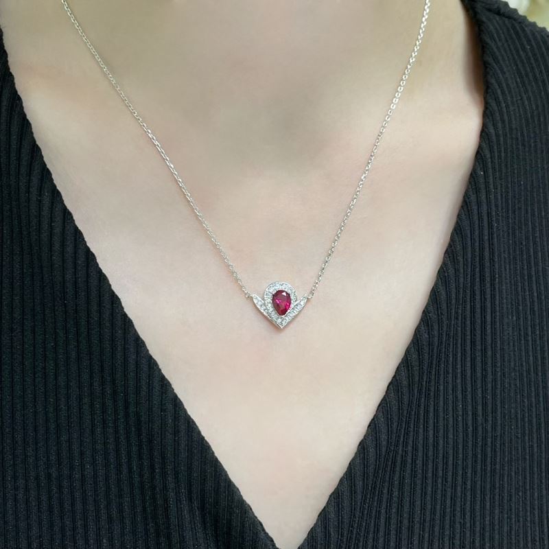 CHAUMET